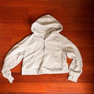 Lululemon Cropped Grey Scuba hoodie XS/S